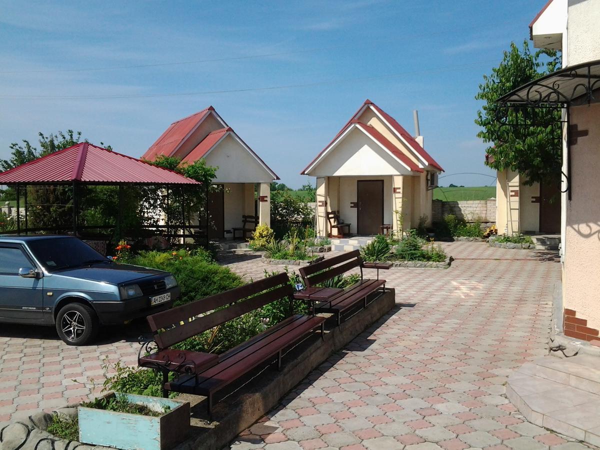Beregynya Yuzhnoukrainsk Exterior foto