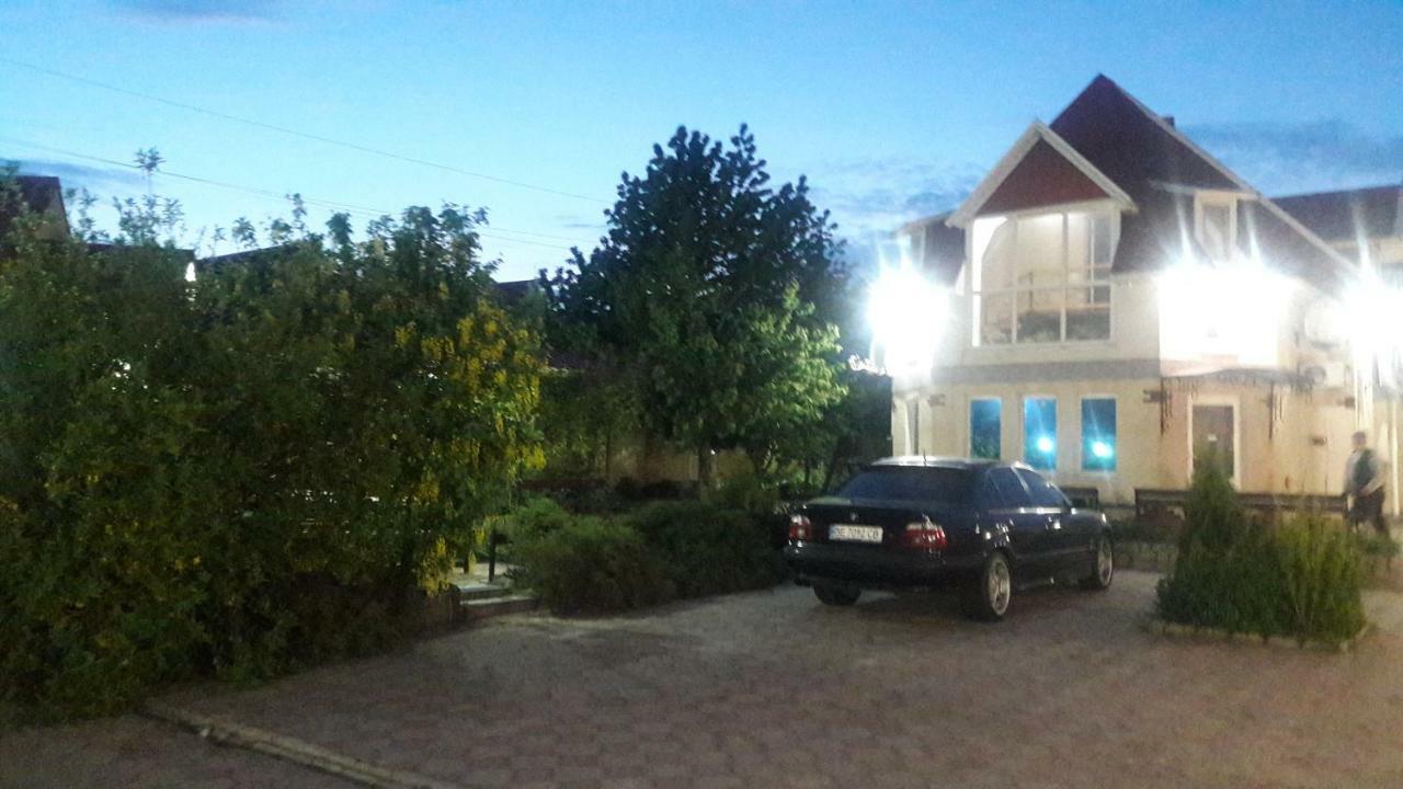 Beregynya Yuzhnoukrainsk Exterior foto