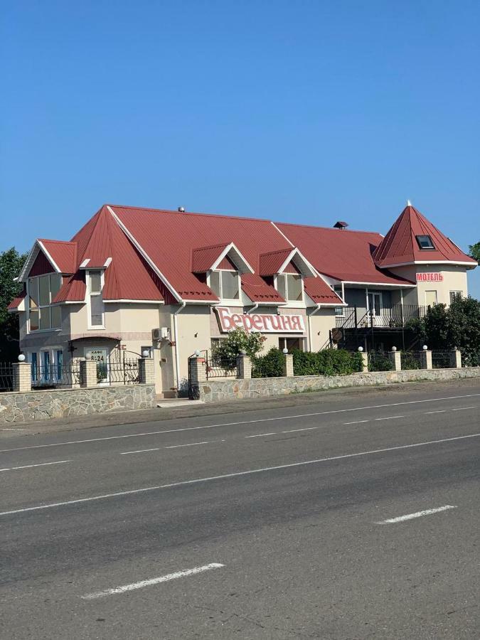 Beregynya Yuzhnoukrainsk Exterior foto